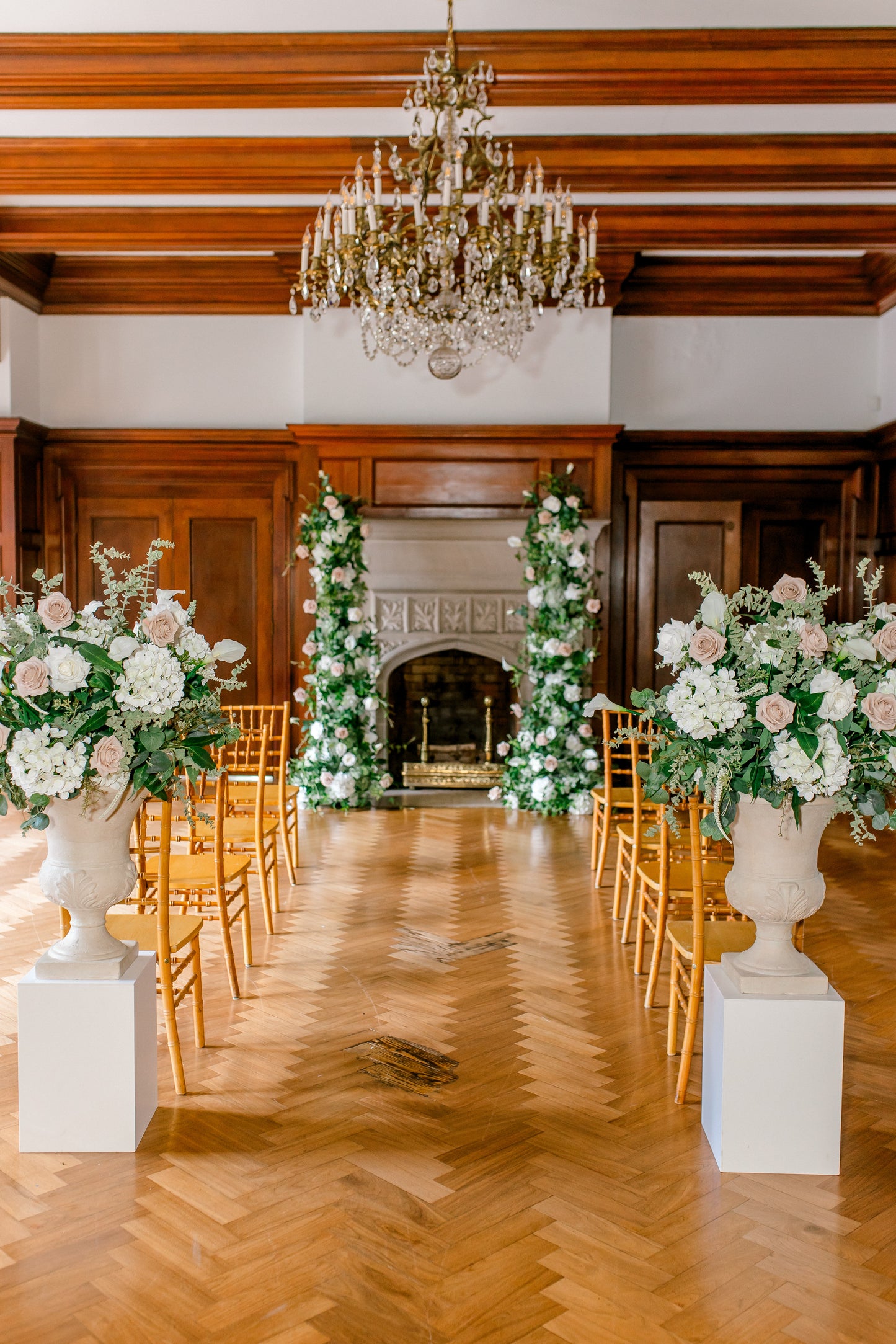 The Margaret Floral Pillars